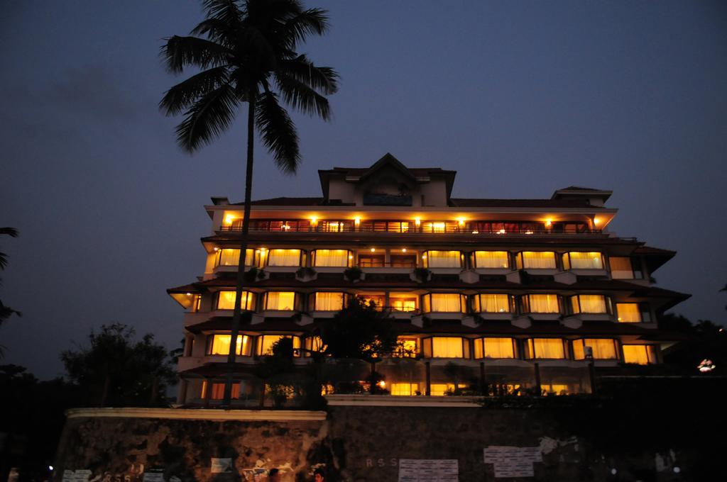 Hotel Hindustan Beach Retreat à Varkala Extérieur photo